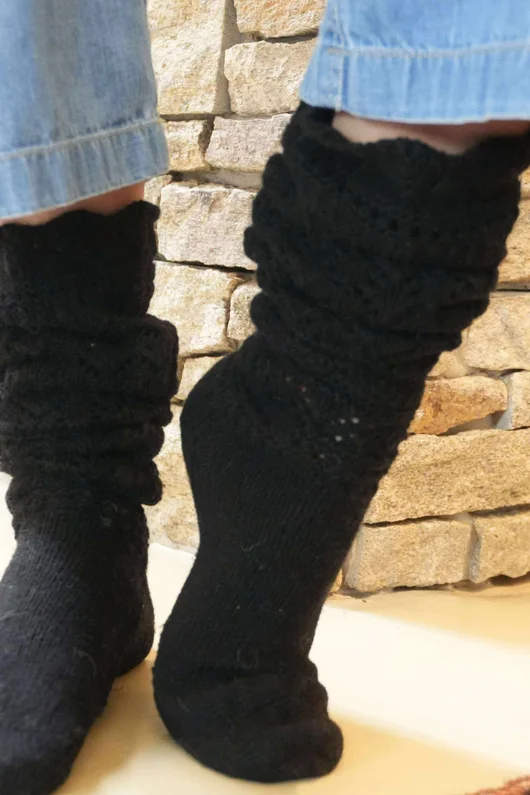 Pointelle Knit Slouch Socks Black /30=
